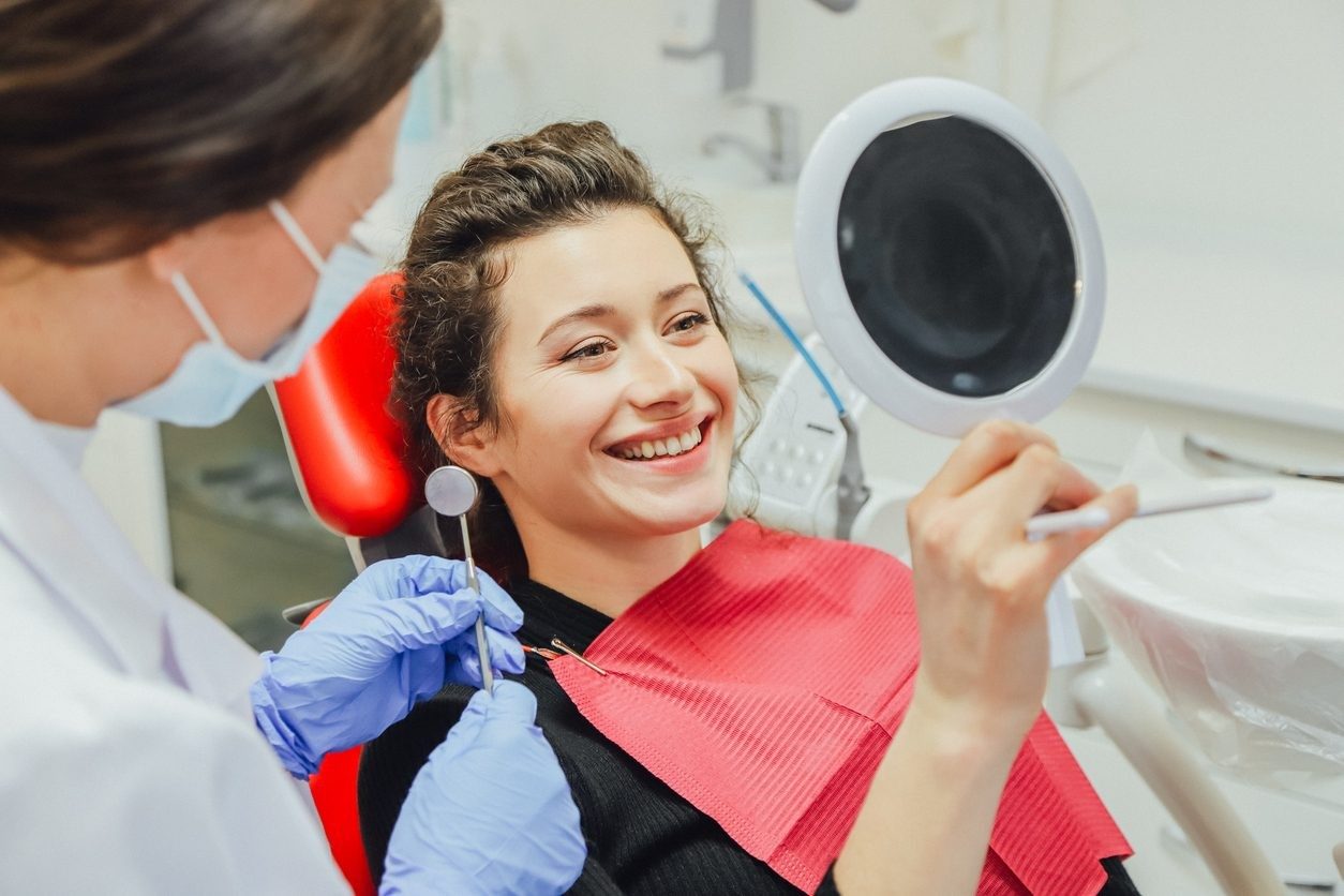 Common Dental Issues for Teens that Can be Treated at Family Dental Care Clinics 