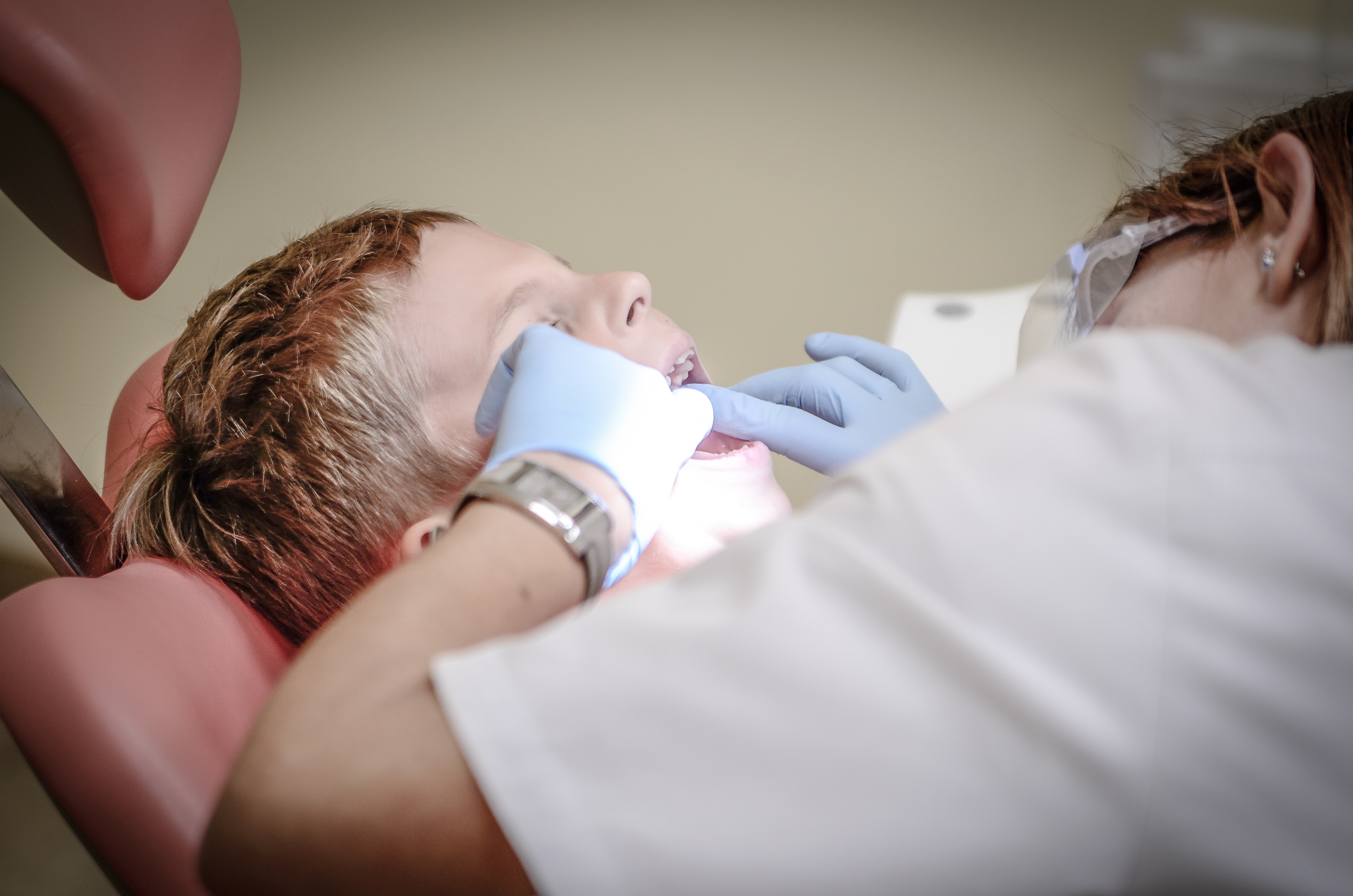 Fixing Broken Teeth and Preserving Smiles: How Our Family-Friendly Dental Office Works Wonders with Root Canals and Crowns 3