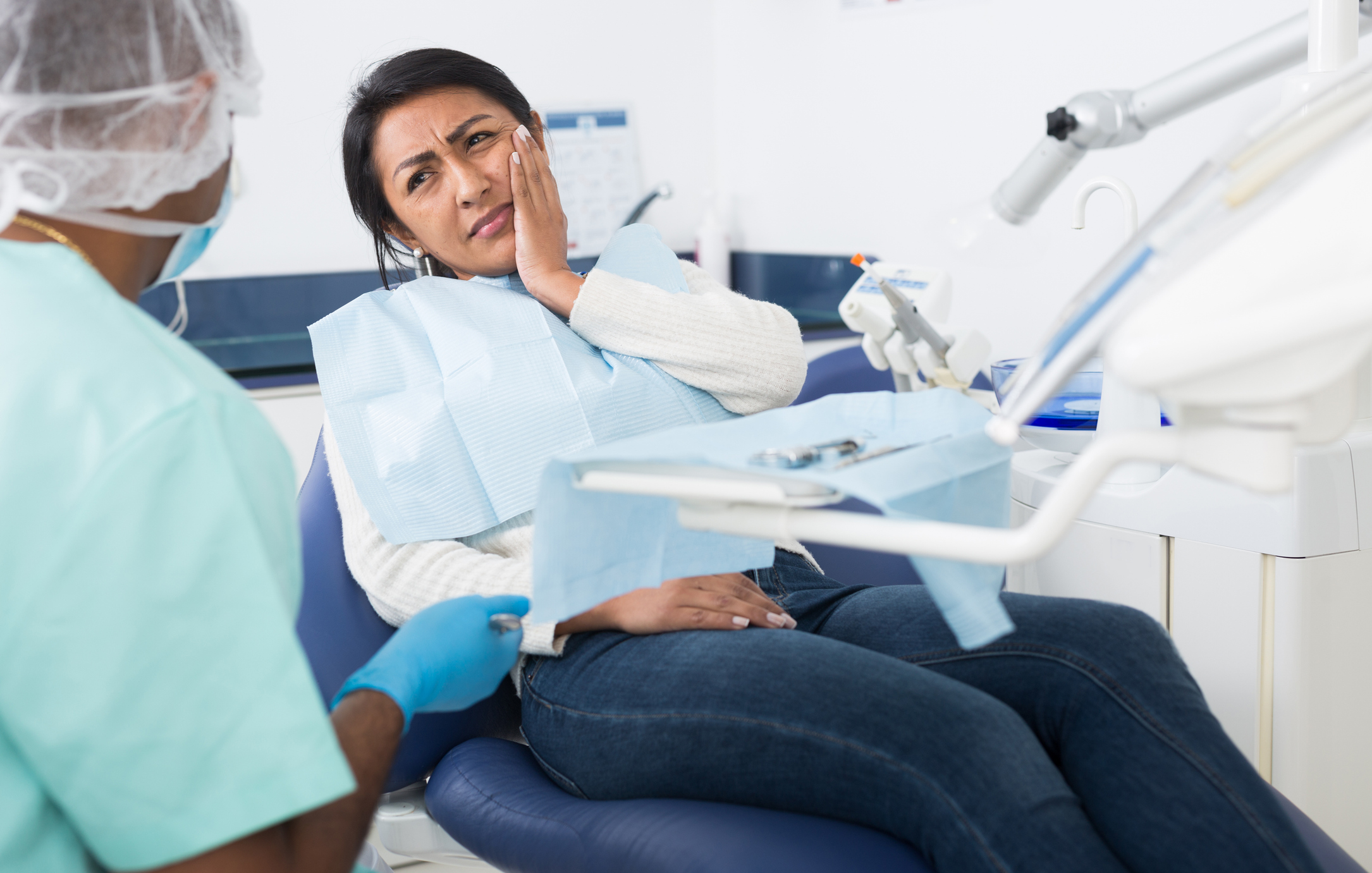 How an Emergency Dental Clinic Can Save Your Smile After an Accident