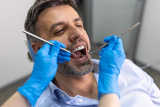 Why Your Family Friendly Dentist Office Recommends Regular Checkups & Cleanings